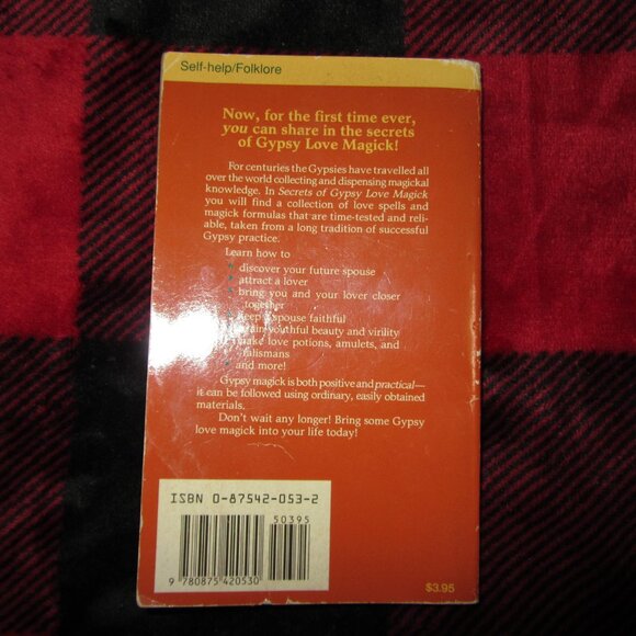 secrets of gypsy love magick paperback book raymond buckland vintage 1990 (B36) - Picture 2 of 3